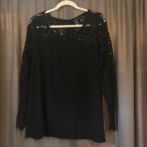 Lace sleeve top - Torrid